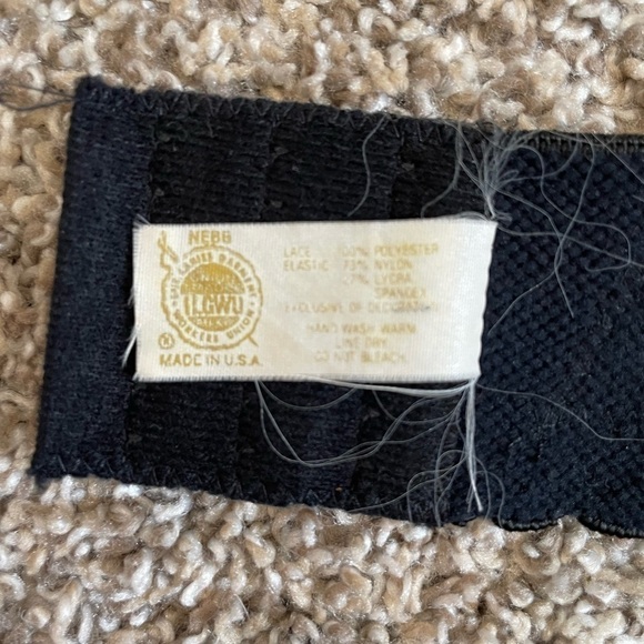 Vintage Victoria’s Secret Black Lace Bustier Corset 34B gold label small petit - Picture 6 of 11